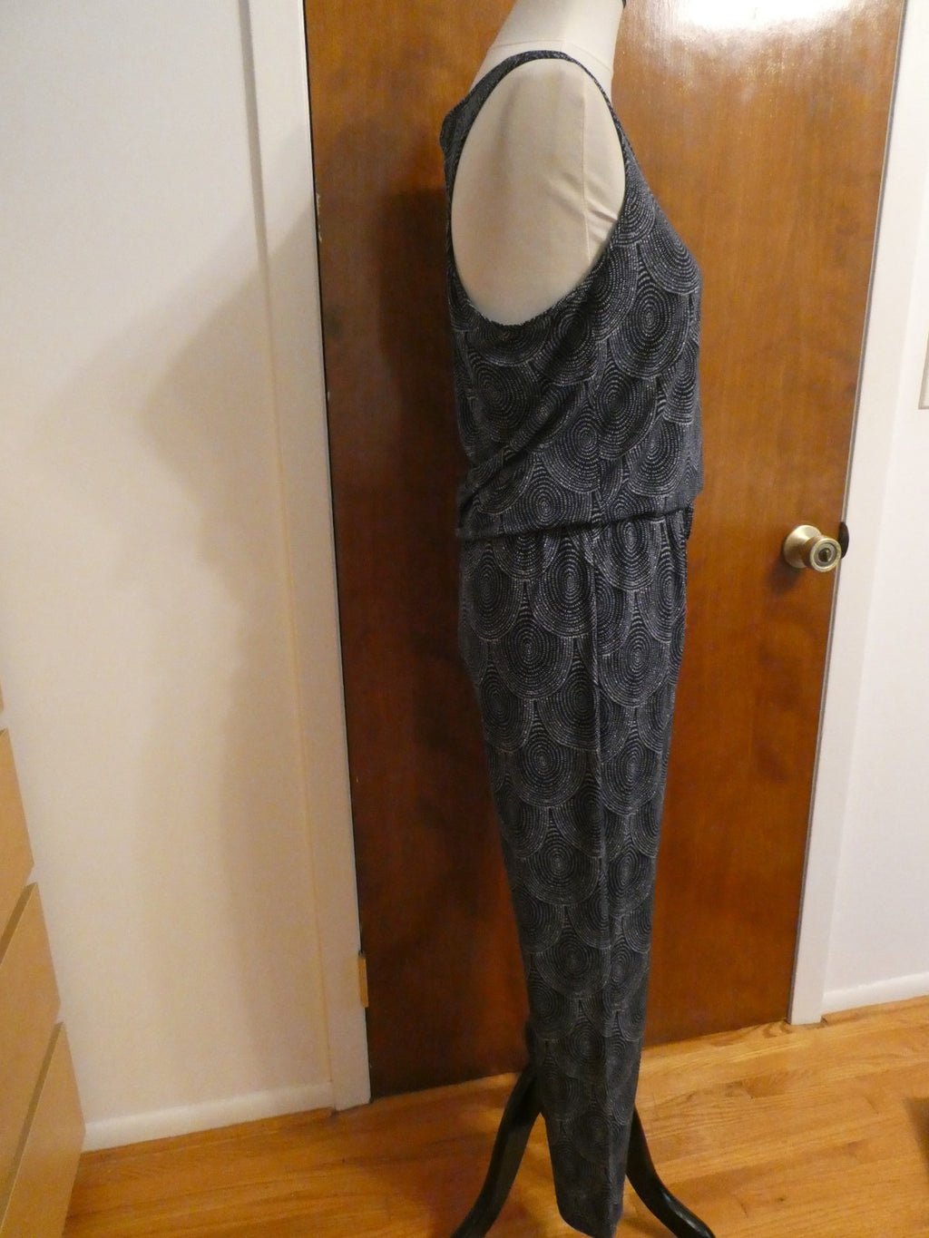 Hatley Women's Sleeveless Jumpsuit S/P Black White Print Tassel Tie Stretch EUC