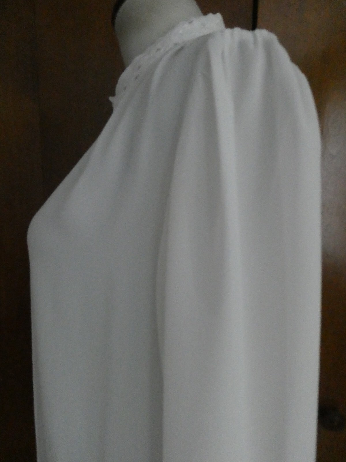 Karen Scott women's white crafted embroidered long sleeves top size 10