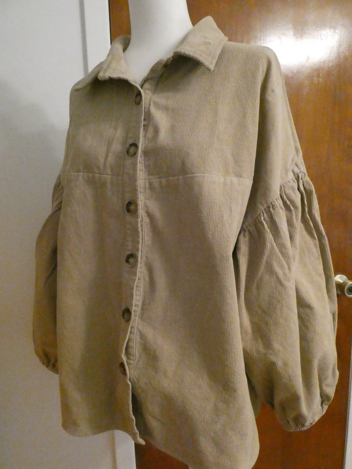 Chic Soul Tan Corduroy Shacket Jacket Plus Size 1X Balloon Sleeve Cotton Comfort
