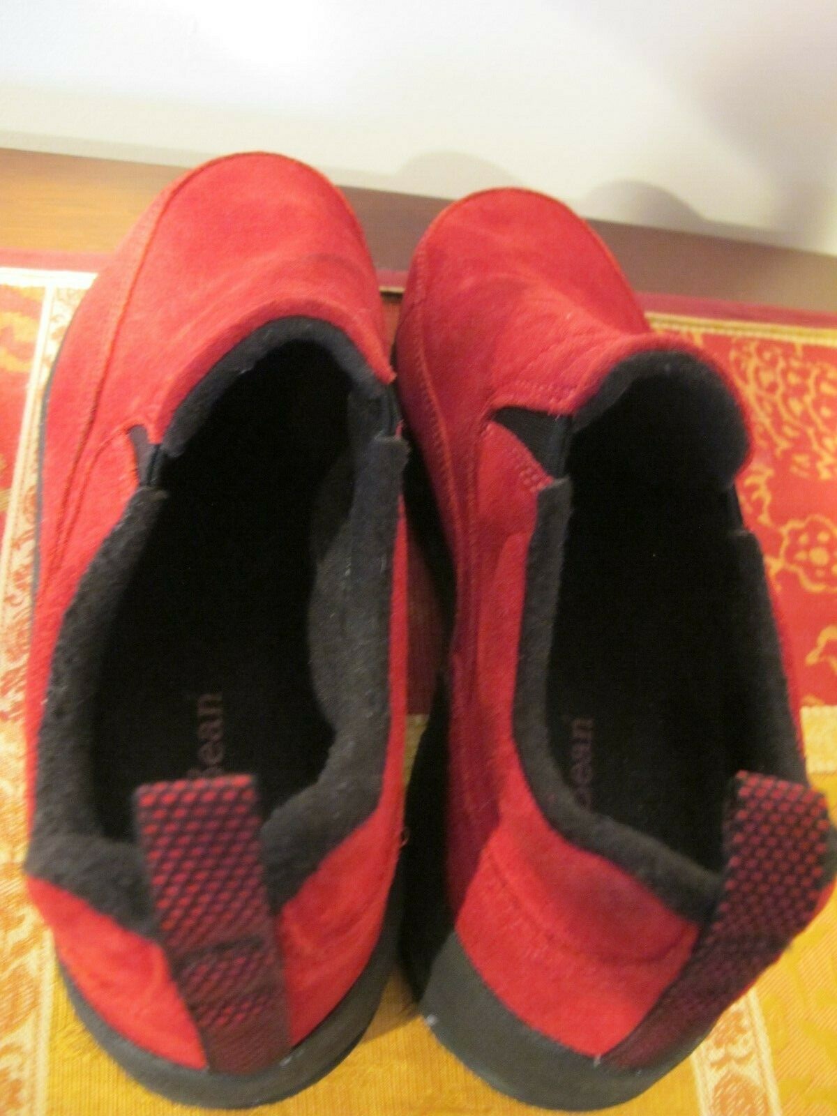 L.L. Bean Dark Red Women's Suede Slip On Shoes 7 Medium 