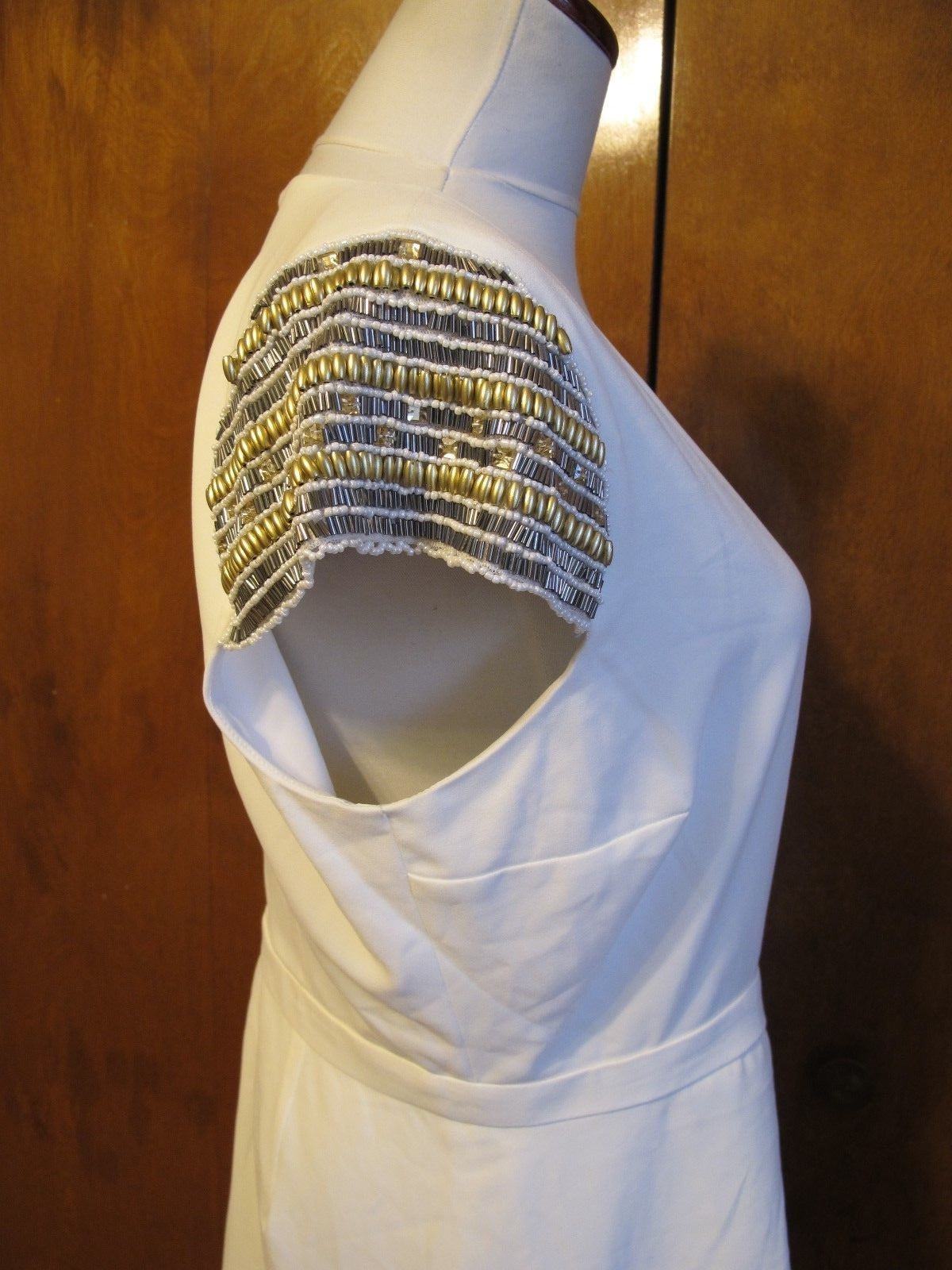 Guess women's off white evening wrap dress size 12 NWT fits size 10