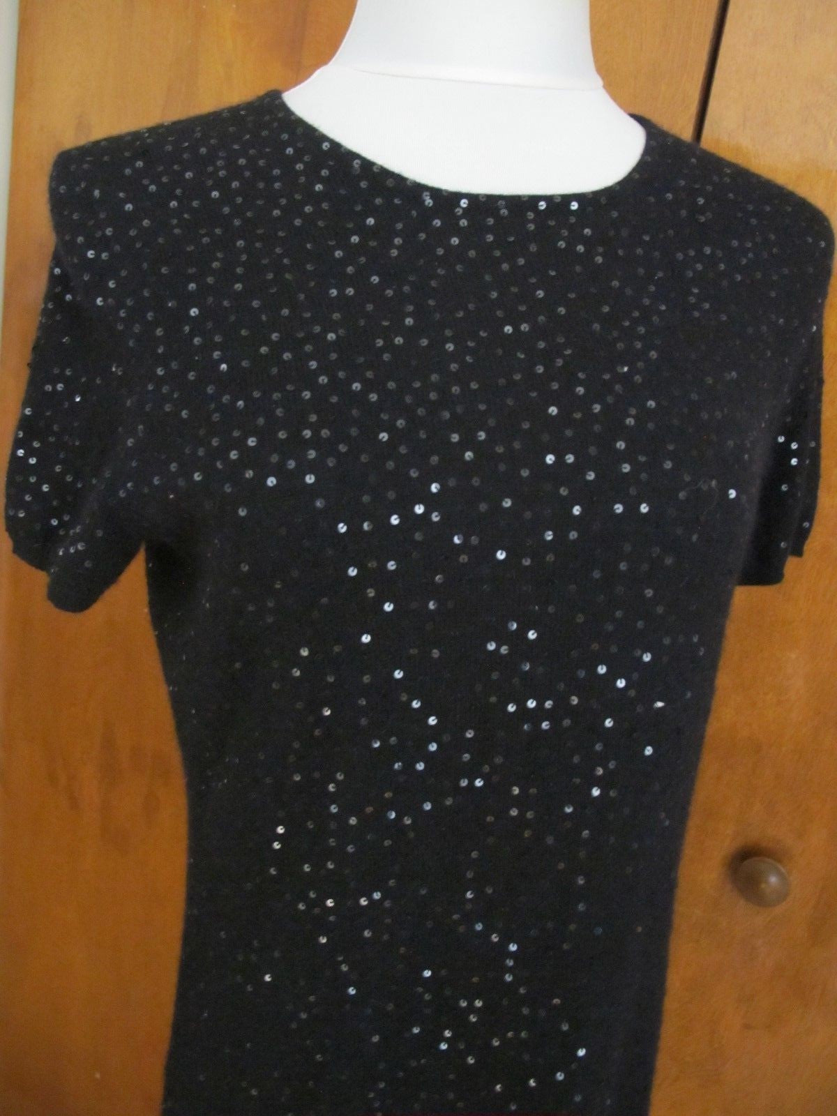 By Bloomingdale’s womens black evening cashmere sweater 