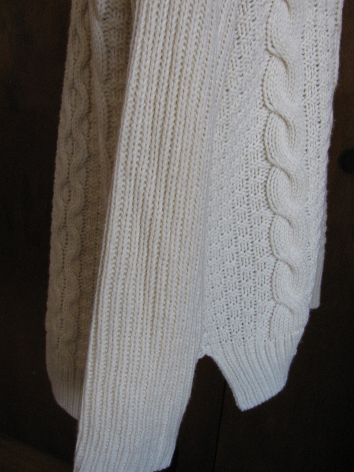 G H Bass & Co women’s ivory cowlneck cableknit gorgeous sweater Medium NWT 