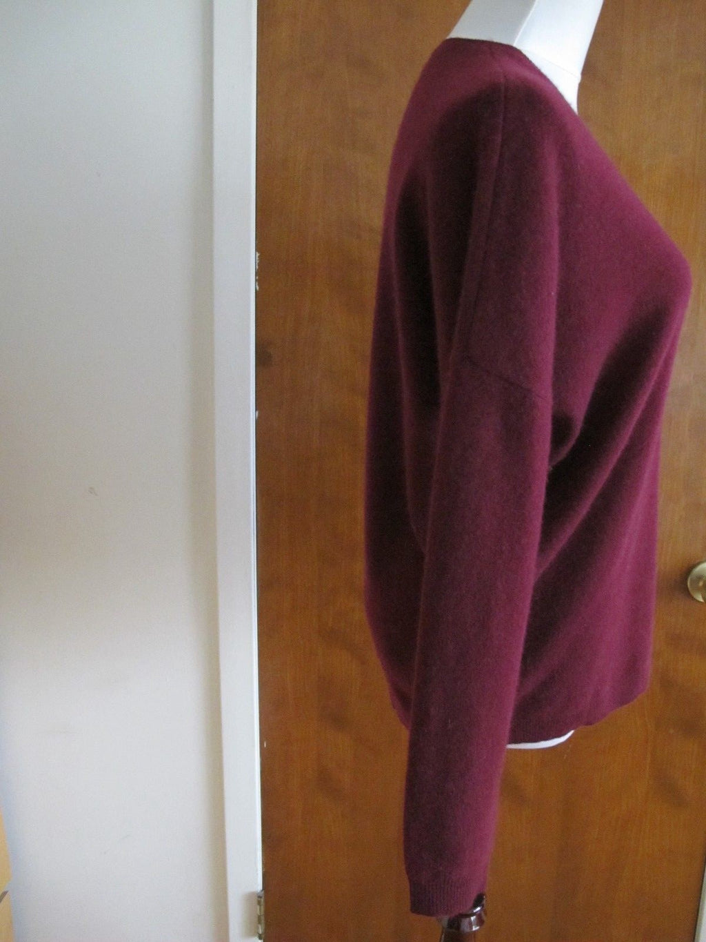 Bloomingdale’s women’s burgundy lace-trimmed cashmere sweater S bit big