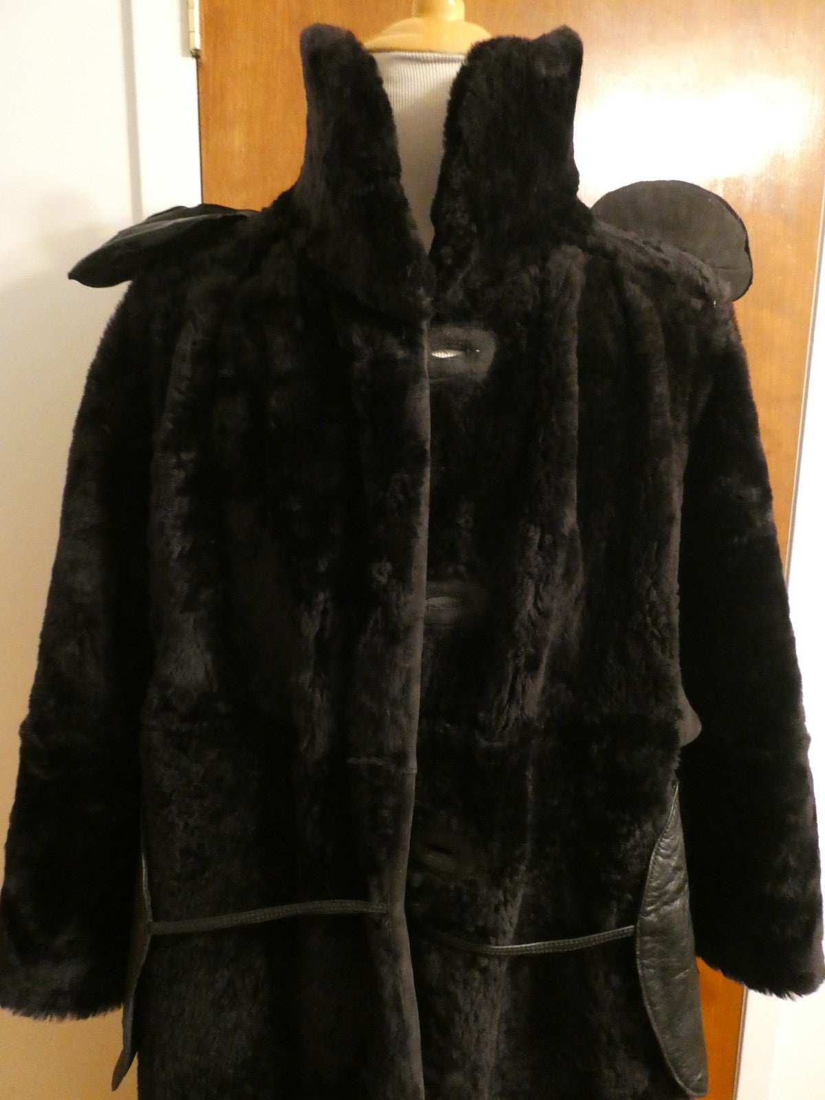 Adarcrea Women Black Shearling Sheepskin A-Line Winter Coat SZ 10 (US 14) Spain