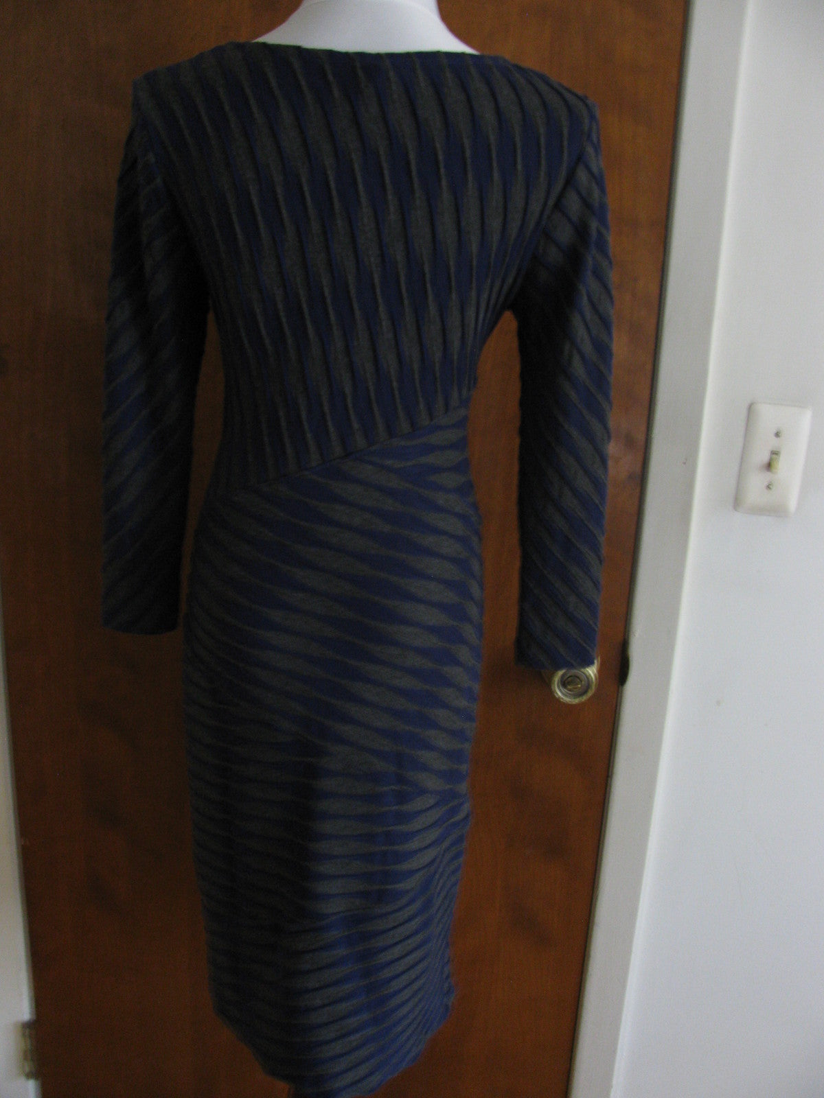 Anthropologie by Tracy Reese  women’s navy charcoal dress Large fits Medium