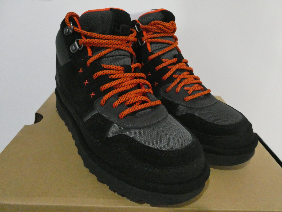 UGG HIGHLAND HI HERITAGE Women’s Black Sneaker/Boot Model# W/1112281