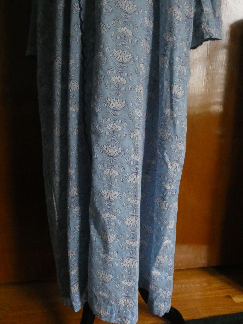 Tucker Nuck Maxi Dress XL Blue Floral 100% Cotton Soft Boho Lounge Caftan