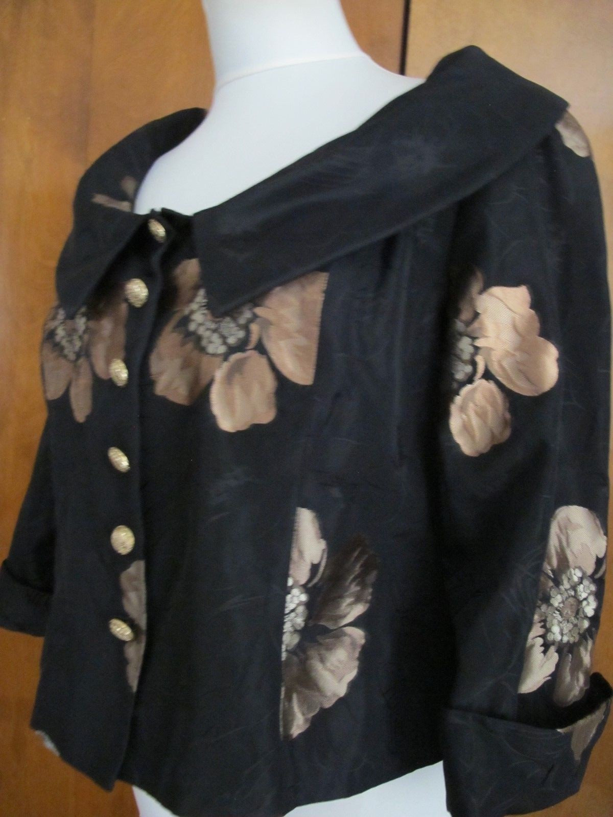 Juliana women’s black 6 button lined evening blazer jacket size 8 pre-owned
