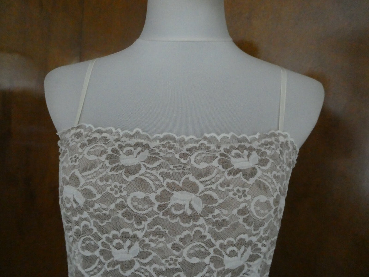 New York & Company Women’s Beige Detailed Tank Top Large