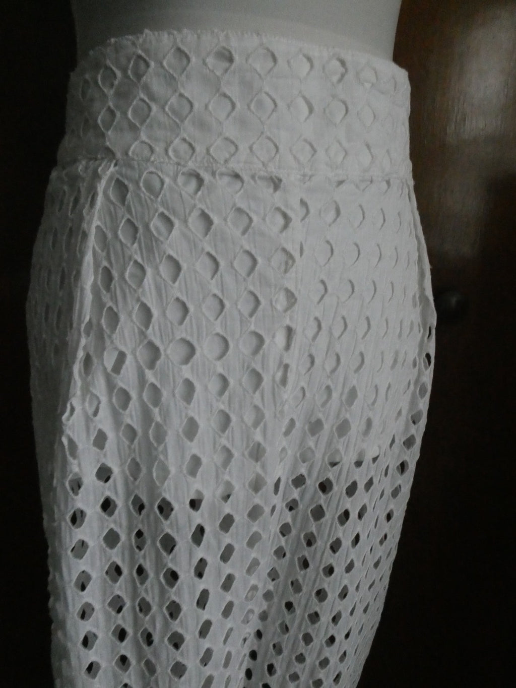 Free People Women's White Eyelet Detailed Pants Elastic Waist Size Large