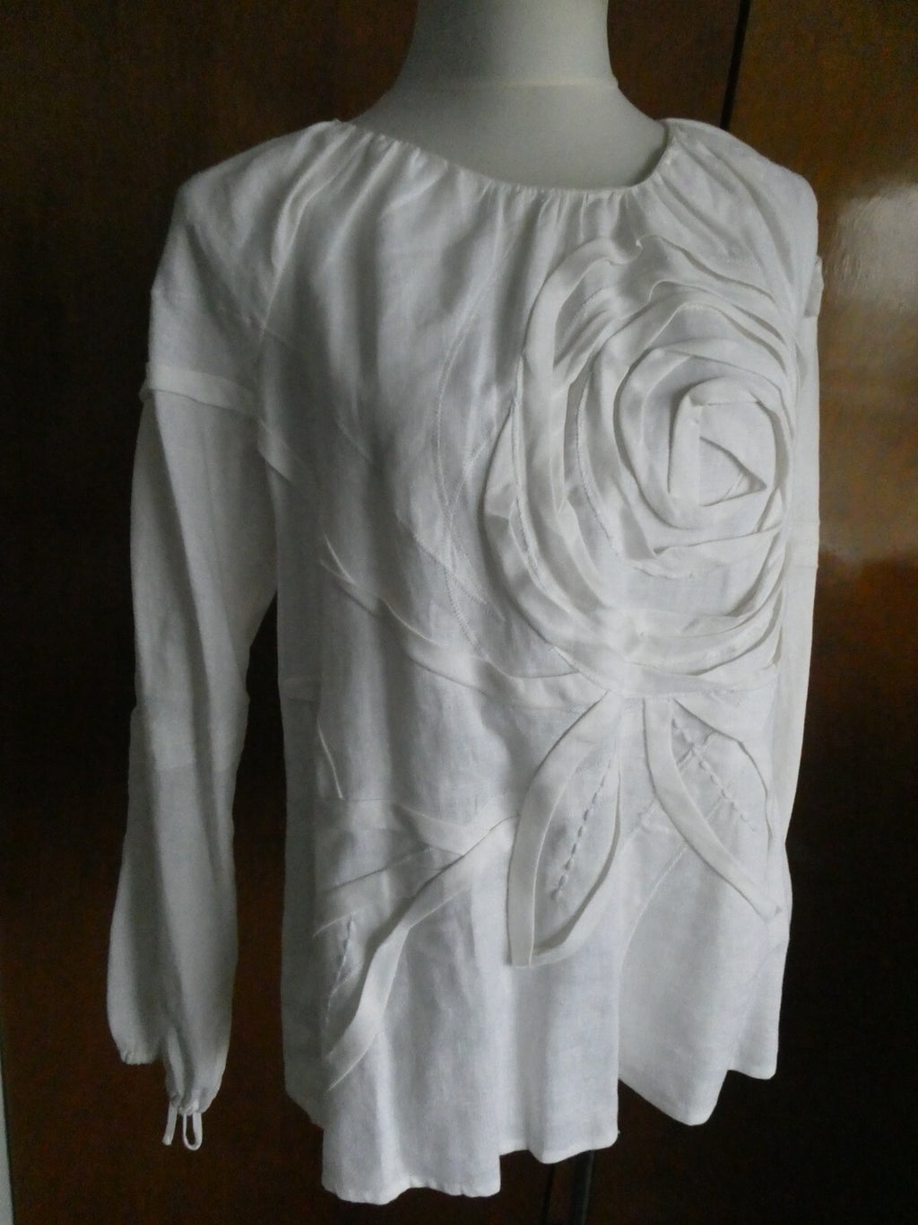 Joseph A. women's 100% linen white stylish detailed tunic top size 8