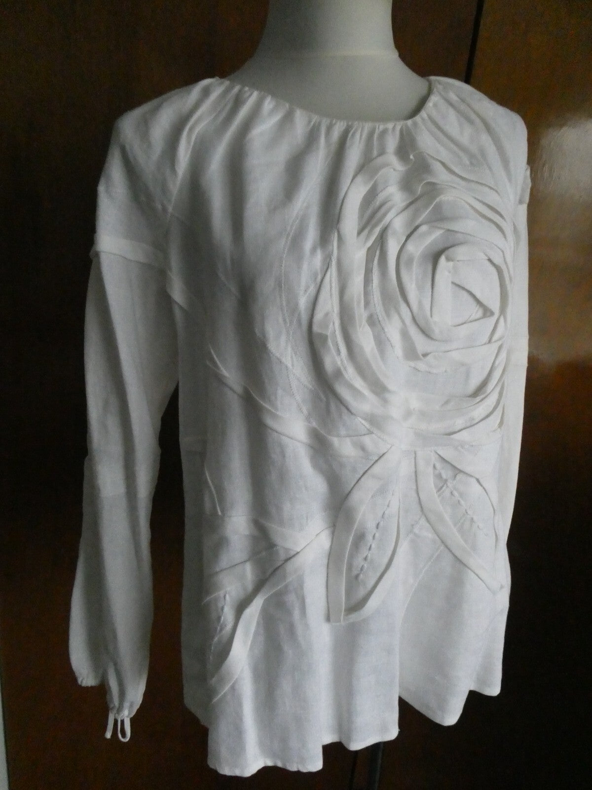 Joseph A. women's 100% linen white stylish detailed tunic top size 8