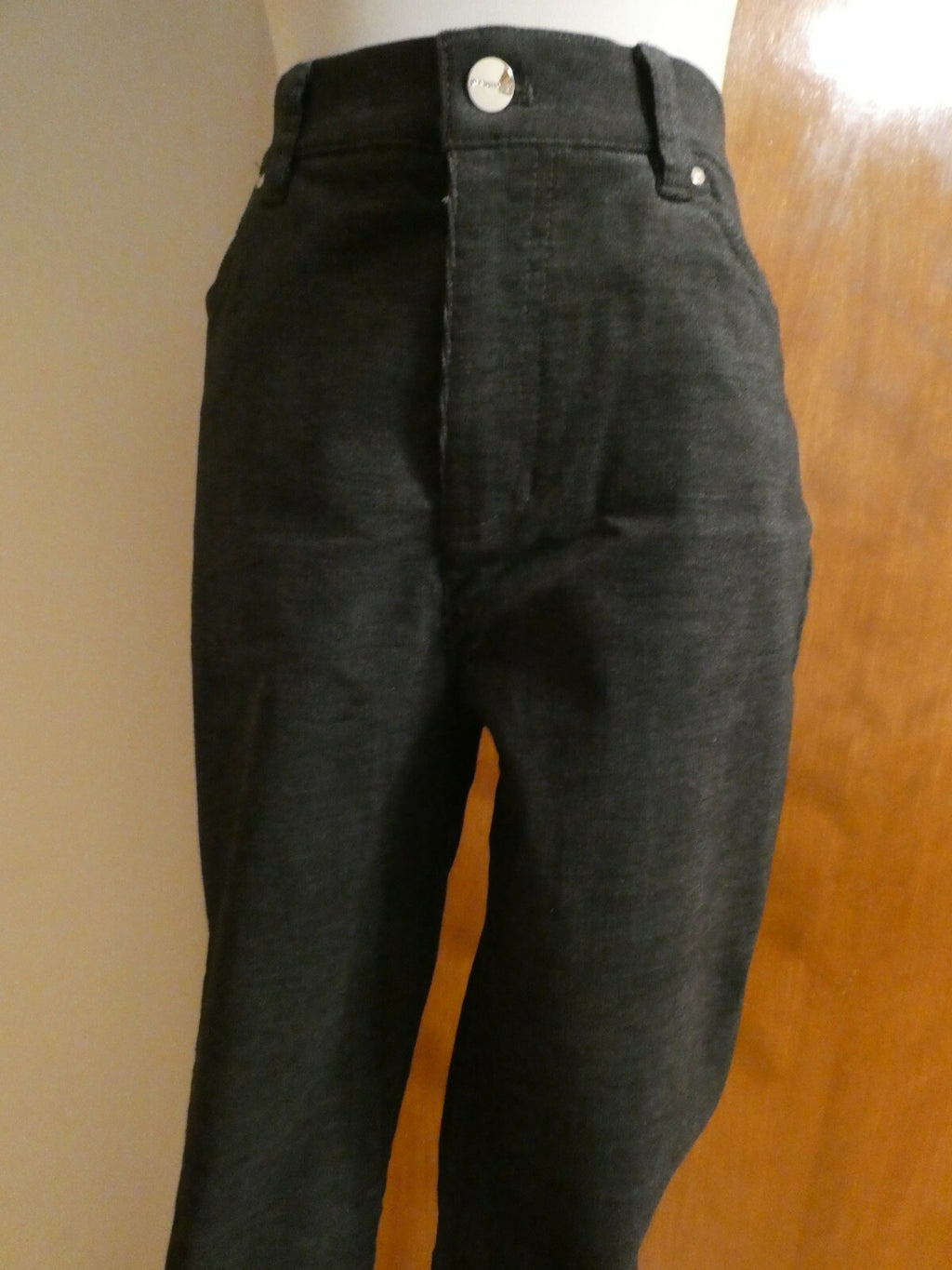 Jones New York Signature Stretch women's gray pants size 10 