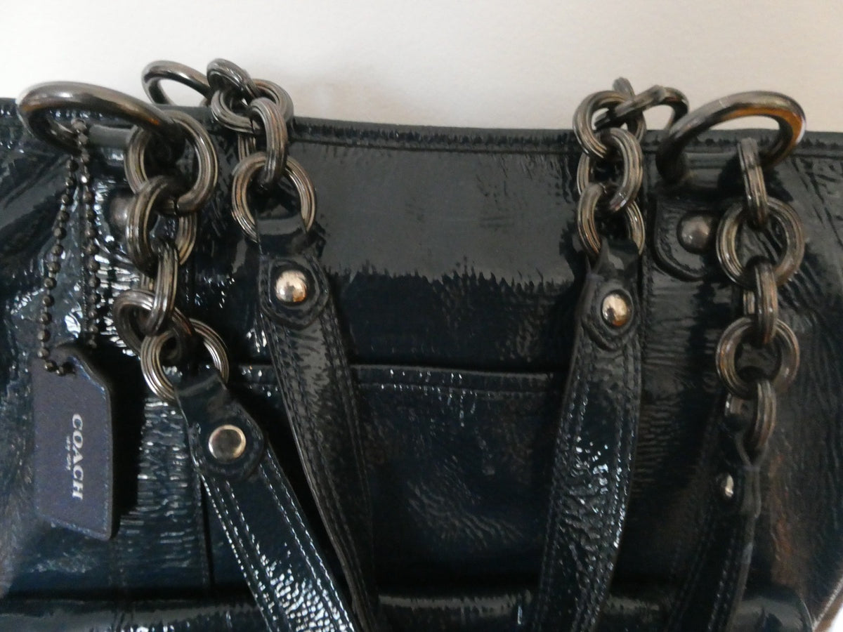 Authentic COACH Vintage Dark Navy Patent Leather Large Shoulder Bag Chain Strap
