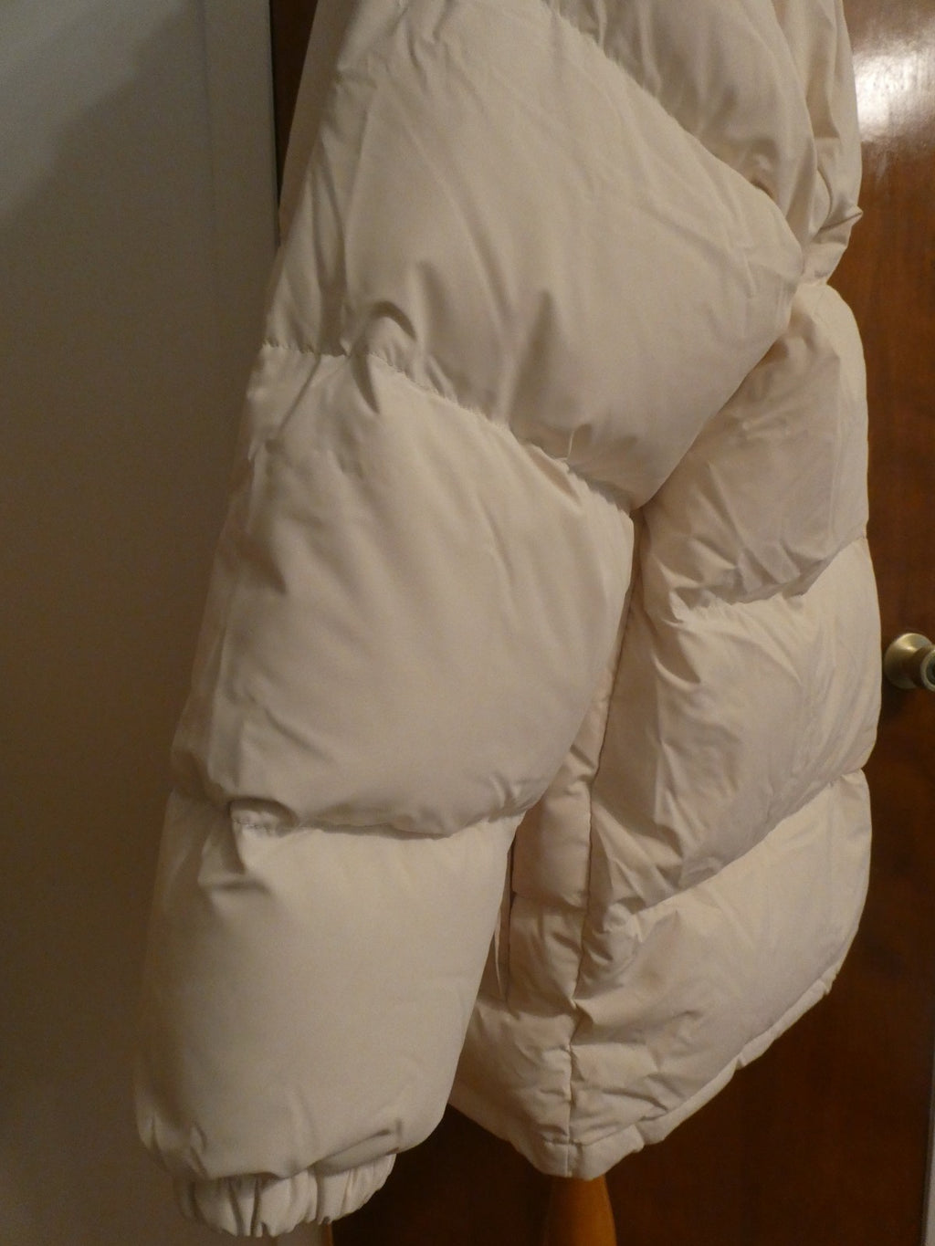 Lacoste Men’s Oversized Down Puffer Jacket Coat XL/2XL Beige Water Repellent NWT