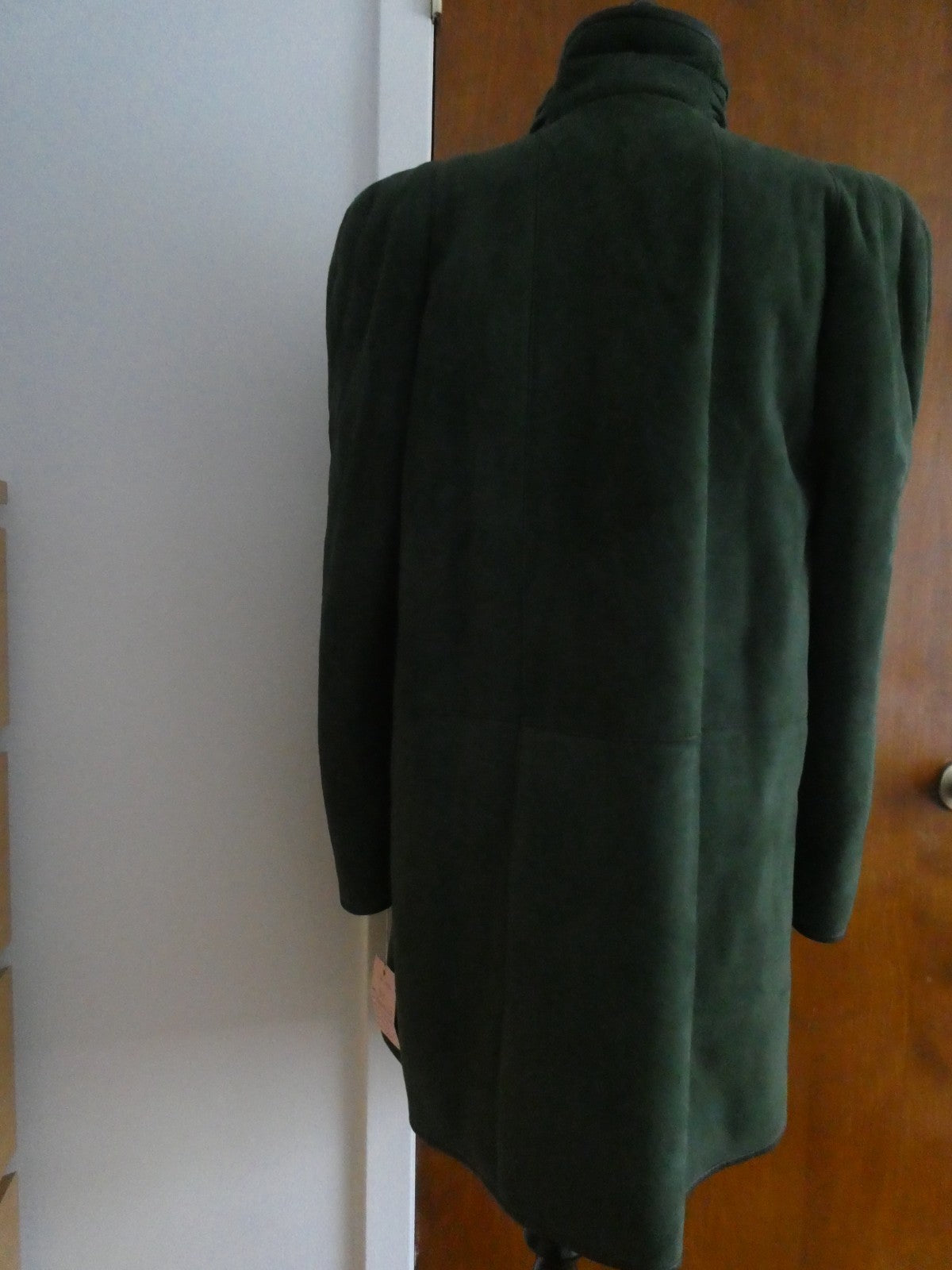 Women's Green Shearling Sheepskin Mid Long Winter Coat Made In Spain Size 10 NWT