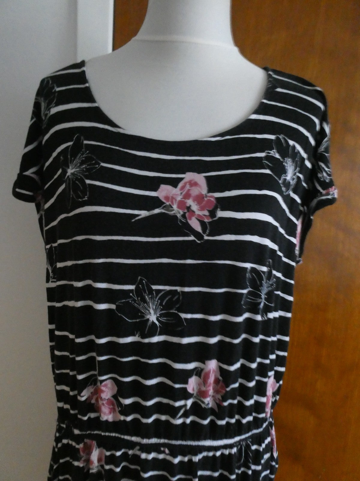 Apt 9 Dress Women's XL Black White Stripe Floral Rayon Spandex Pockets RN 73277