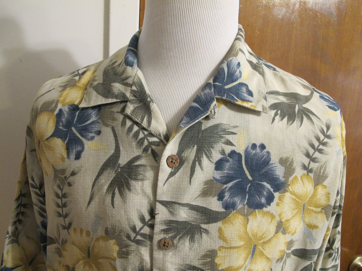 Tommy Bahama Men's Silk Multi Color Blue Yellow Green Shirt Size Large Very Nice