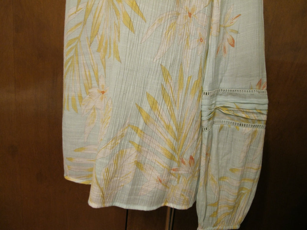 LC Lauren Conrad Women Blue Pink Floral Long Sleeve Top Blouse Pre Owned Medium