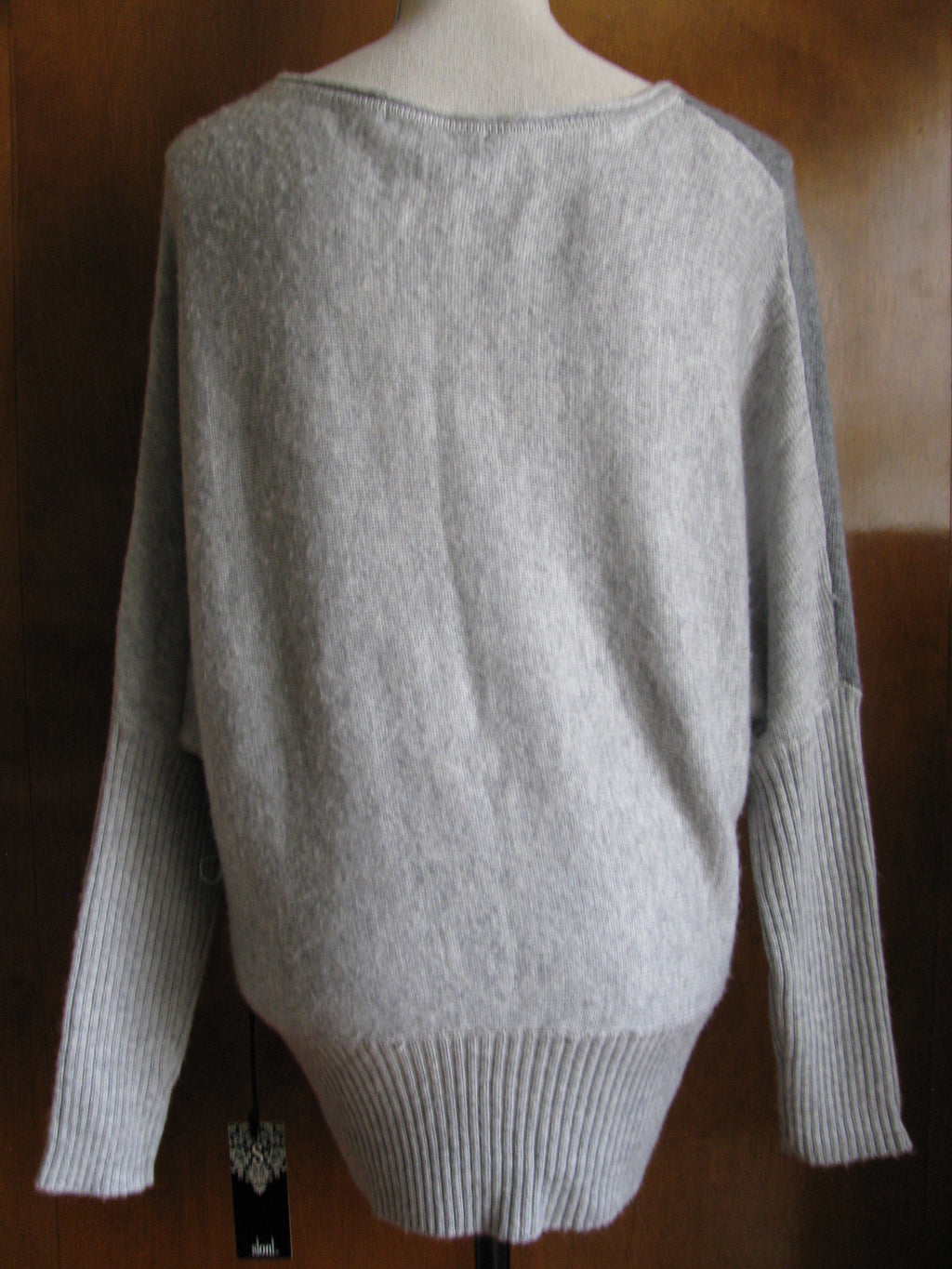Sioni women's gray purple dolman sweater Medium New