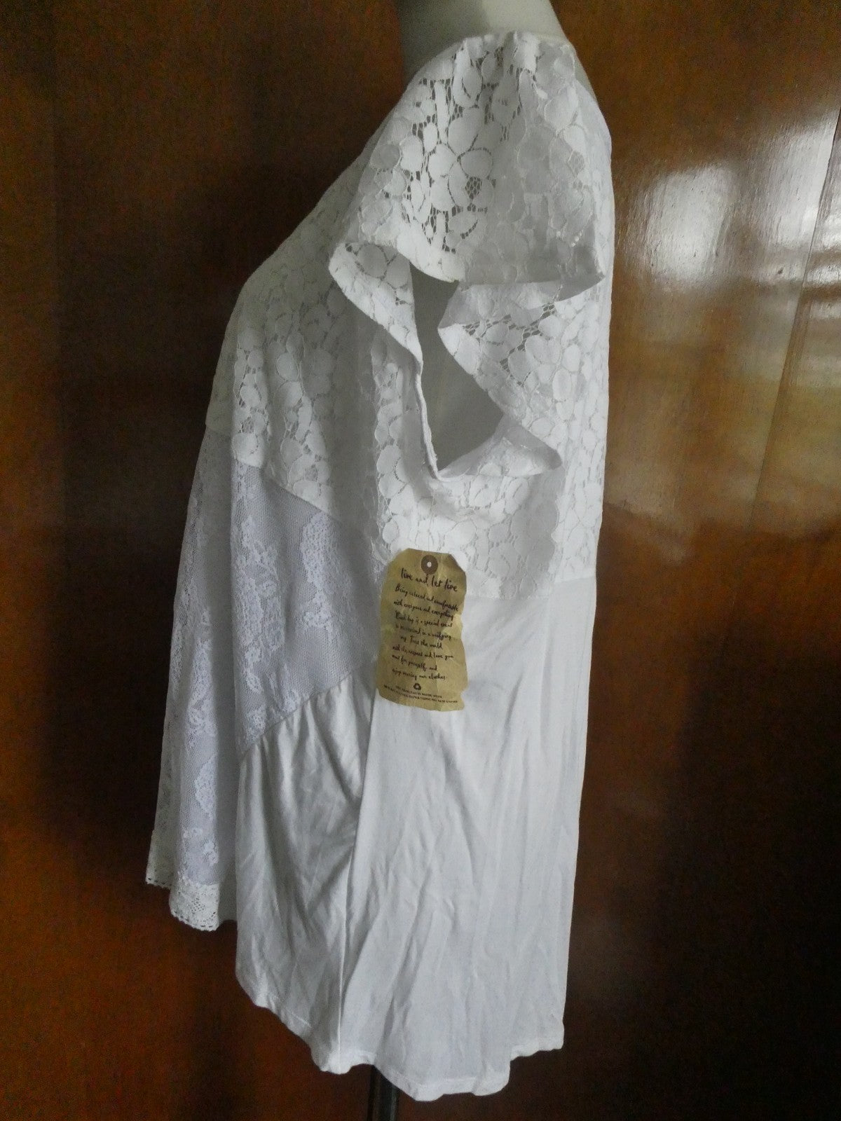 ONE Word women's white fabric craft embroidered lined blouse XLarge