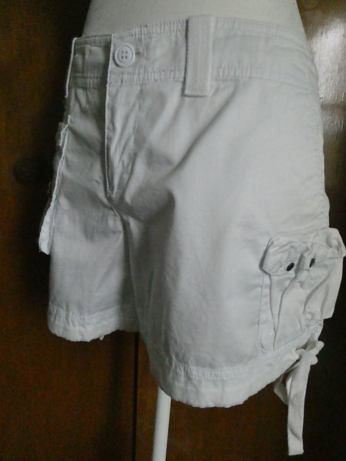 United Colors of Benetton Women White Cargo Shorts EU 46 Cotton Stretch US 10/12