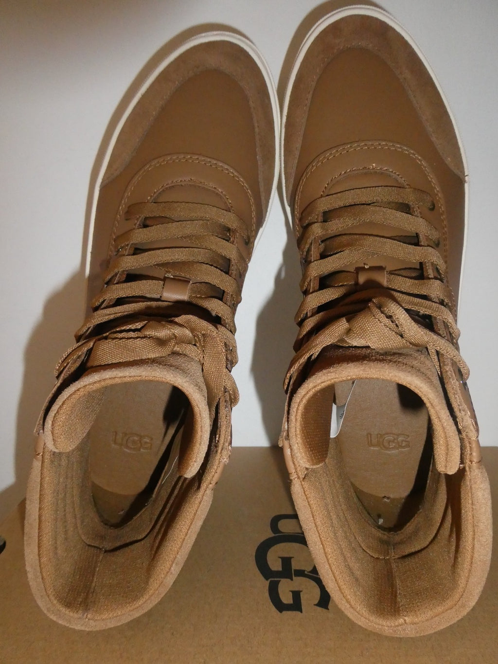 UGG Women’s Zilo High II Chestnut Waterproof Sneaker Boots Size 8, 9, 11 New