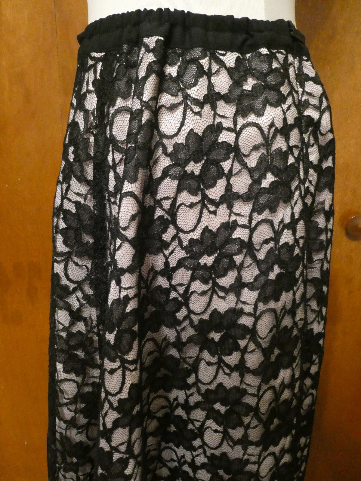 Unbranded Women's Black Pink Fringe-Textured Sheer Lined Evening Skirt Size M