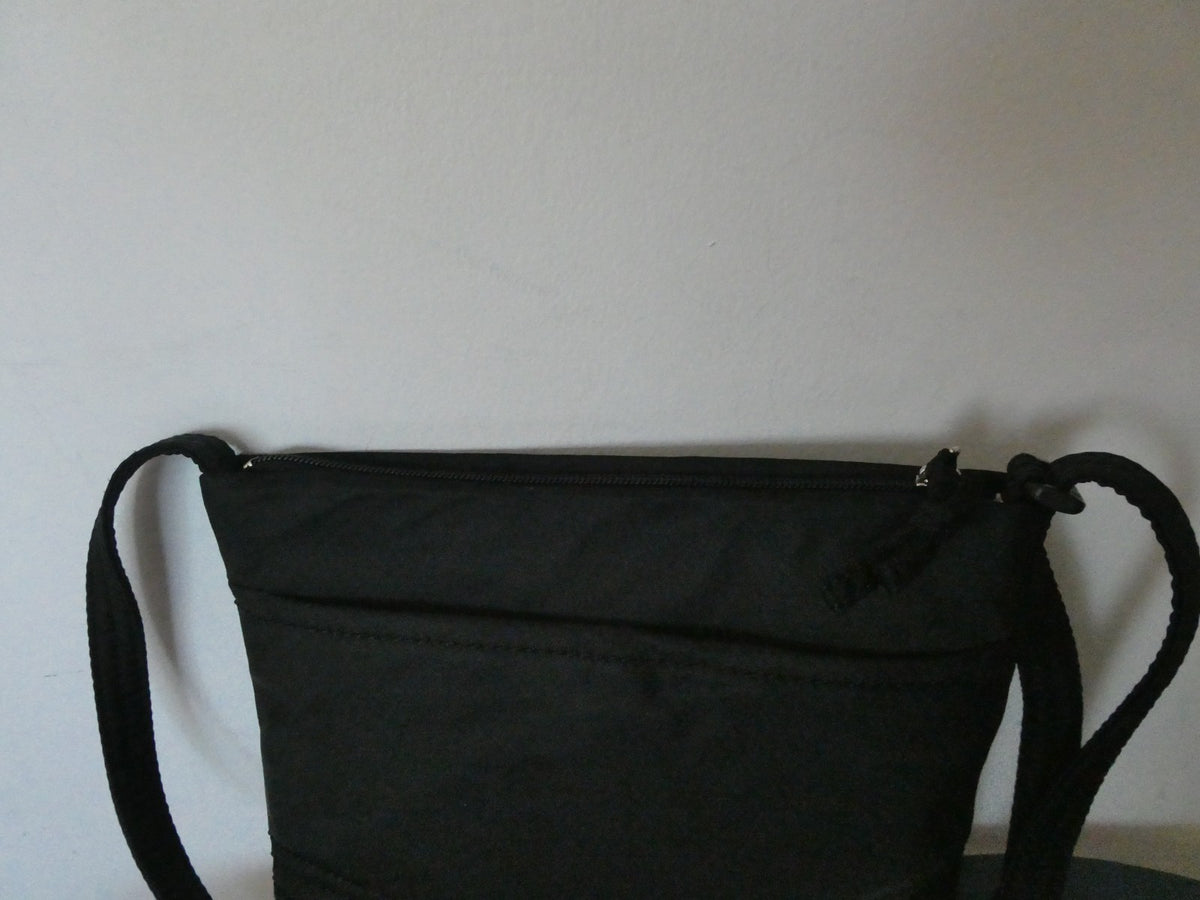Kate Spade New York Black Nylon Crossbody Bag Zip Top Adjustable Strap