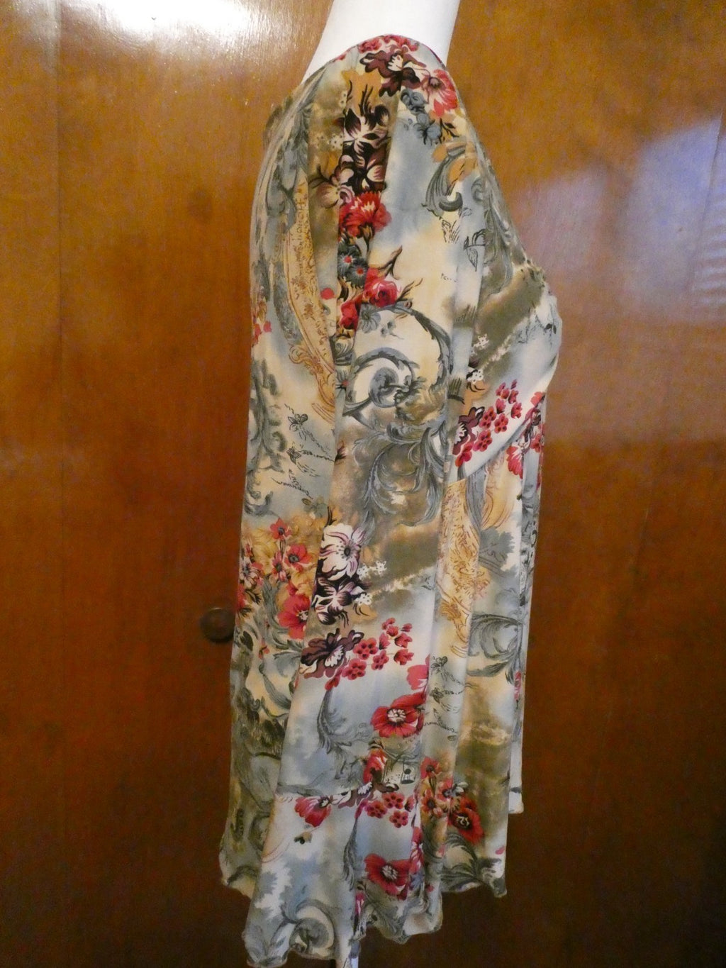 Motherhood Maternity Floral Twist Front Top Size Large Boho Long Sleeve Blouse