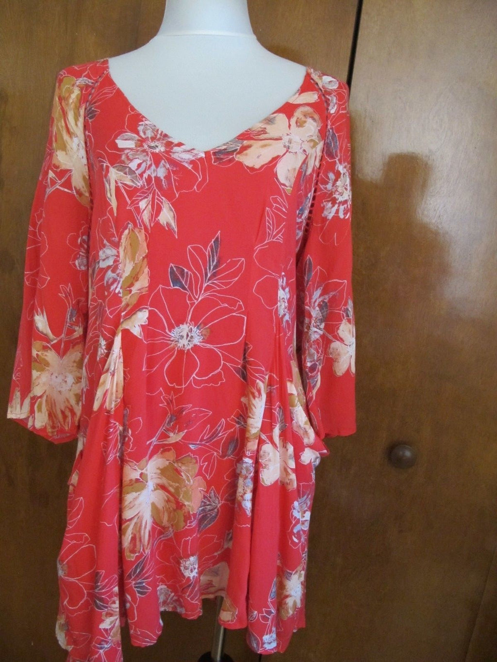 Free People women multi color relaxed fit short lined 3/4 Sleeve rayon dress 10 
