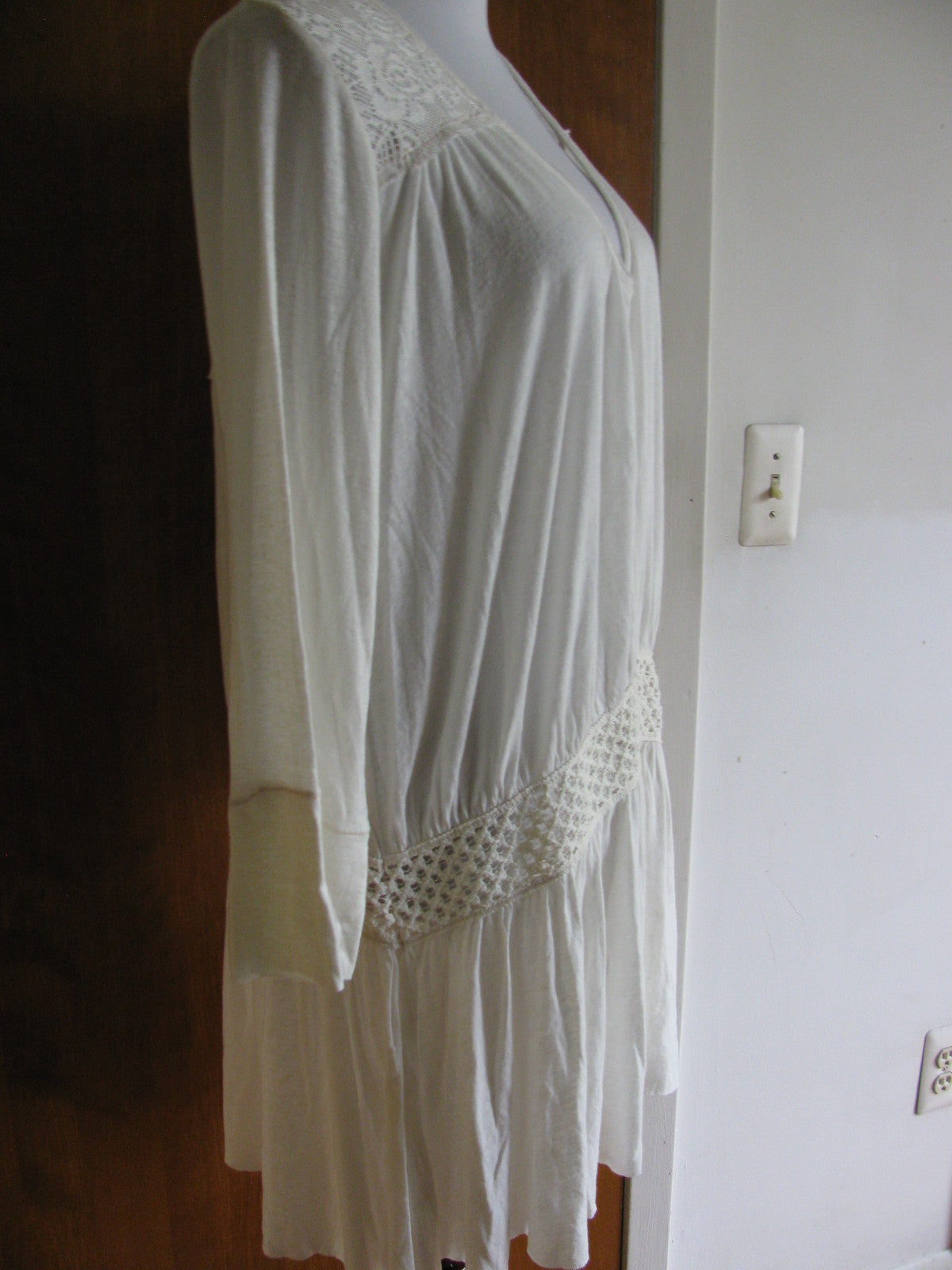 Free People Women's Ivory Soft Rayon Embroidered Mini Dress Size Medium New