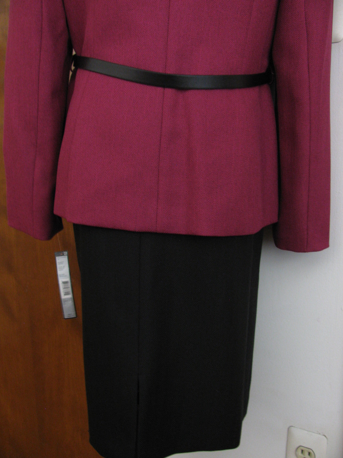 Tahari Asl Women’s Purple Belted 2 Piece Skirt Suit Size 16P New
