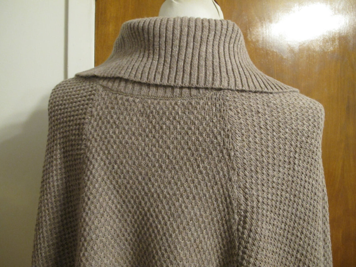 Gap Poncho  Women's Beige With Pockets Medium