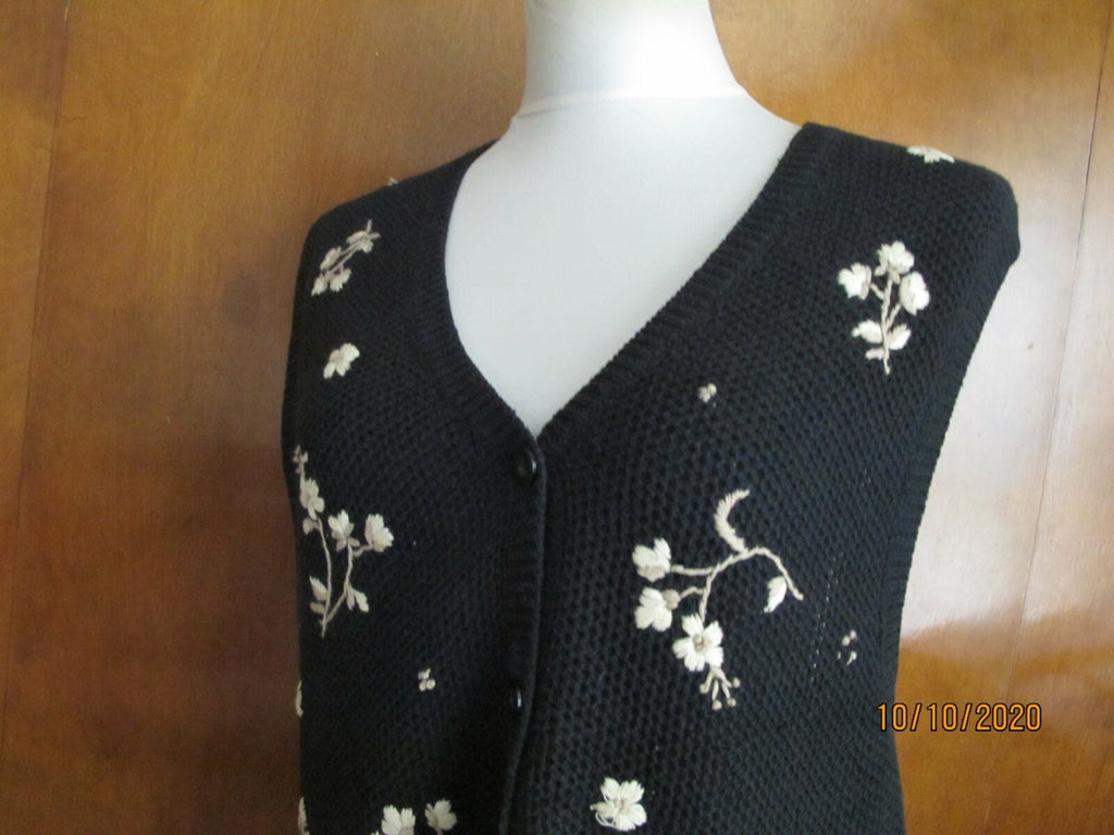 Van Heusen women’s navy vest size Xlarge 