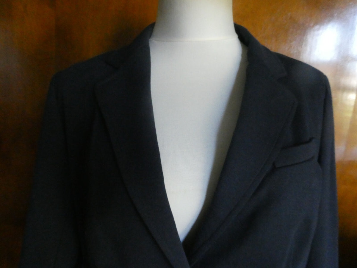 Talbots women’s navy 2 buttons gorgeous blazer Large