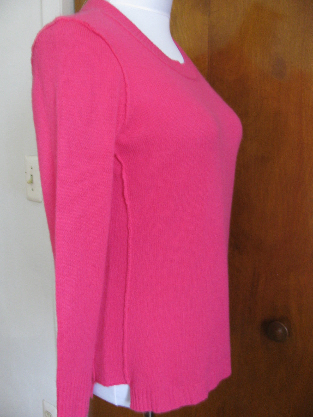 Aqua Women's Pink Watermelon Cashmere Detailed 3/4 Sleeves Soft Sweater Medium