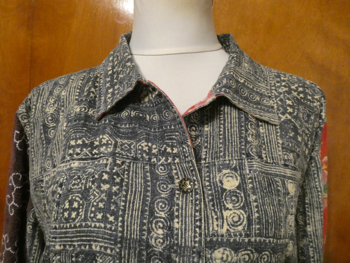Chico's Blazer Jacket Multicolor embroidered denim size 3 Retail Price $98