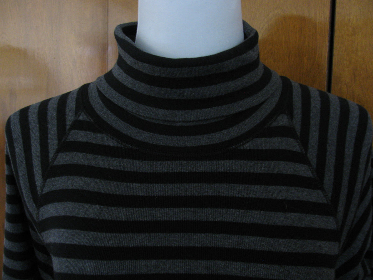 Lauren Jeans CO Women's black gray turtleneck dress size Medium 