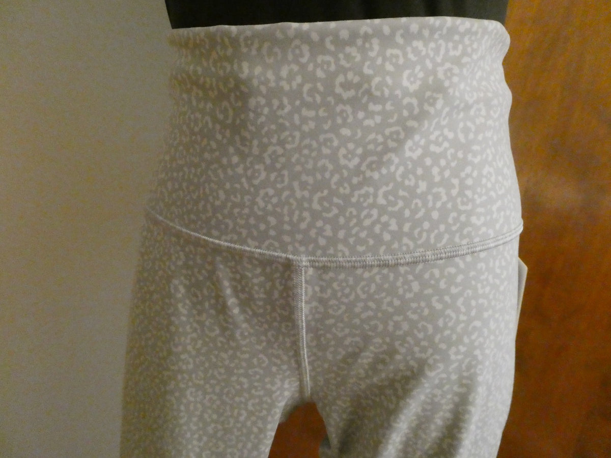 Lululemon Women Wunder Train High-Rise Crop 28" White/Gray Size 14