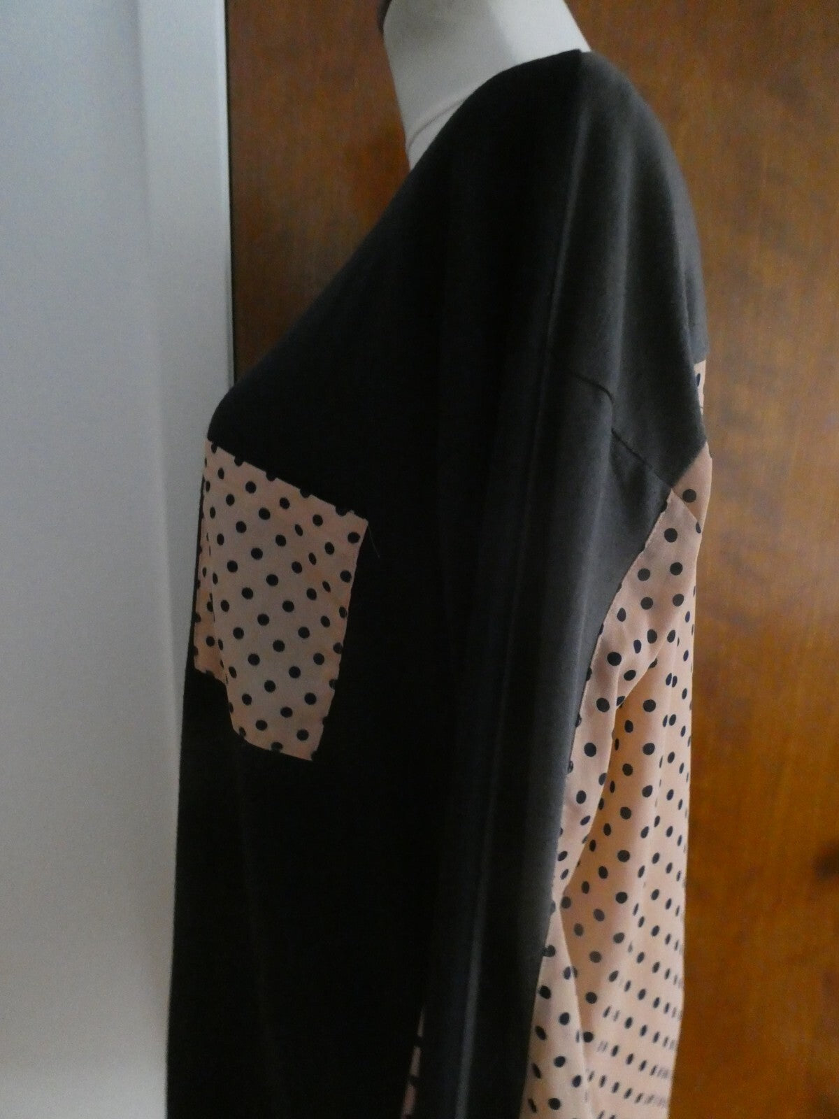Tulipian women's black multi color long sleeves top size large