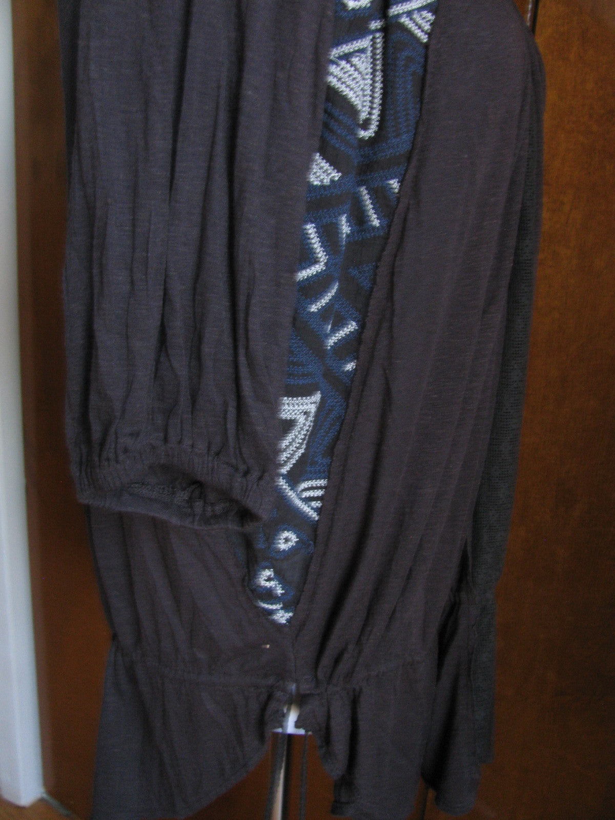 Free People women's dark gray embroidered top small fits medium 