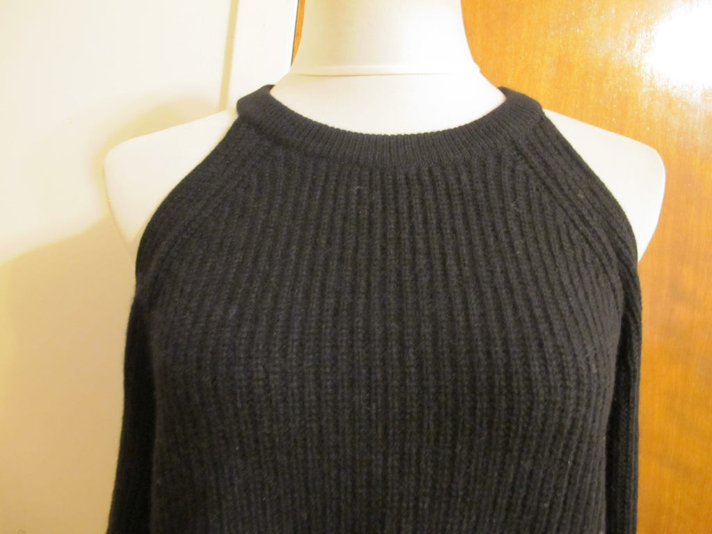 Bloomingdale Aqua Women's Black Cashmere Cold-Shoulder Detailed Sweater Medium