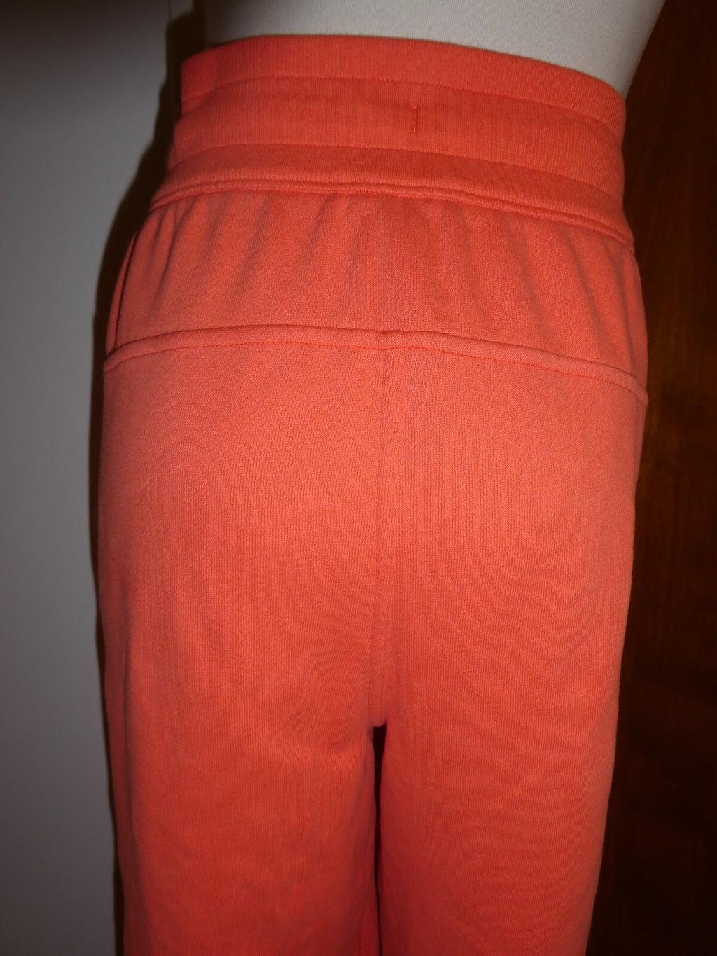 Lululemon Women’s Orange Scuba HR Jogger Size 14