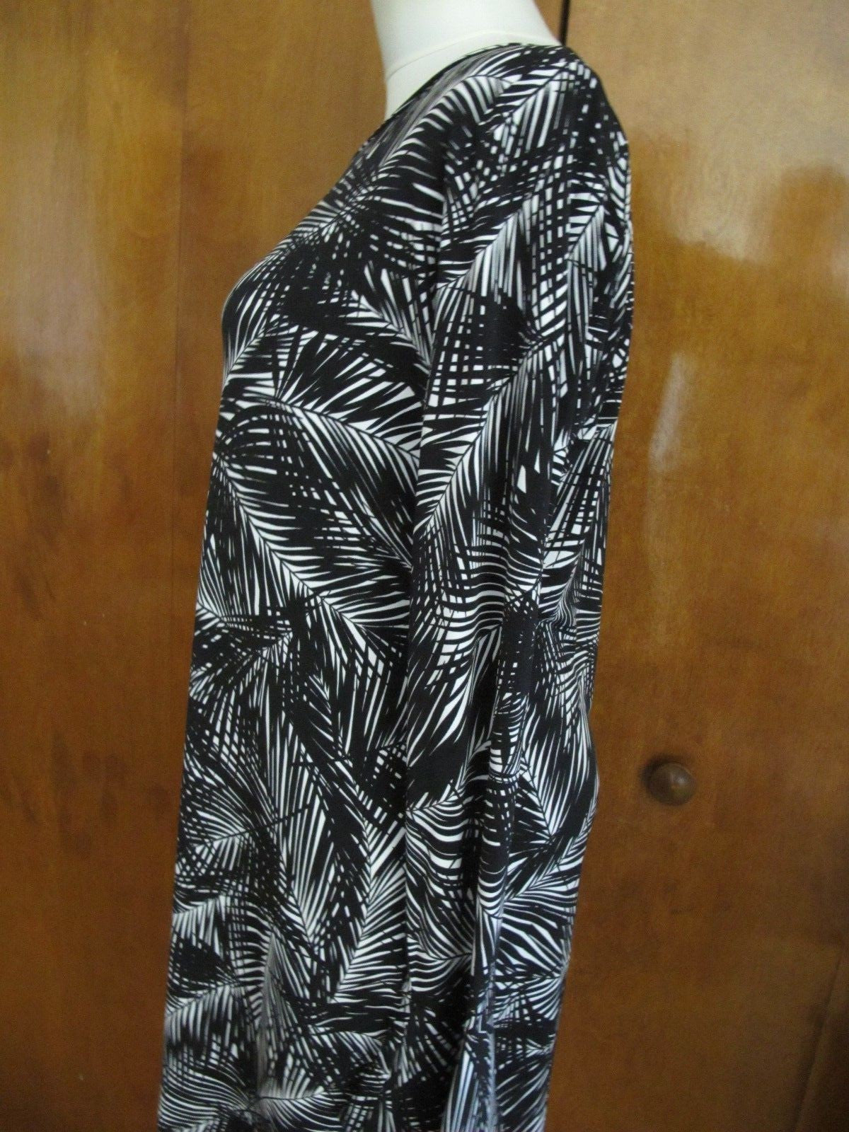 Michael Kors women’s black white jersey bell sleeves dress Large New