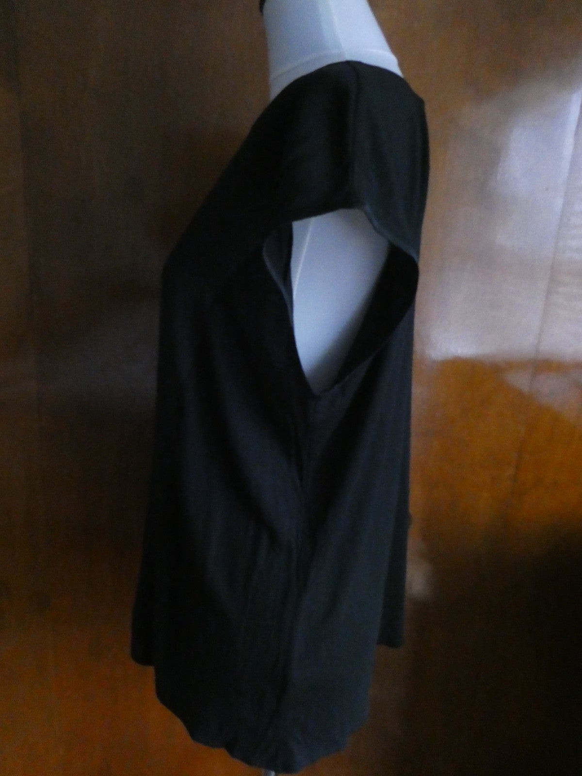 Gap women's gorgeous black detailed rayon top size Large