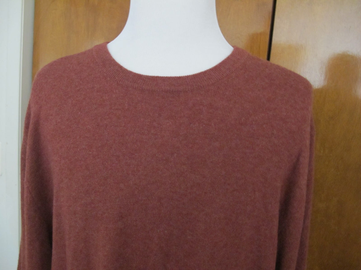 Bloomingdale's men's cinnamon cashmere crewneck sweater  XXL 