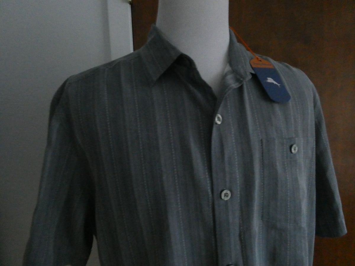 Tommy Bahama Men's Large 100% Silk Gray Striped Shirt Sleeve Button Front Shirt