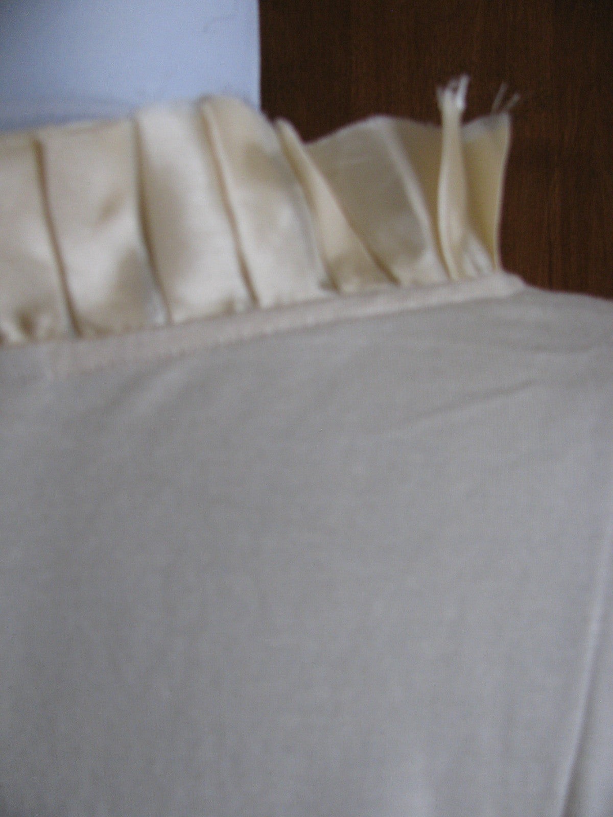 BCBG women's Ivory rayon ruffle decorated top New